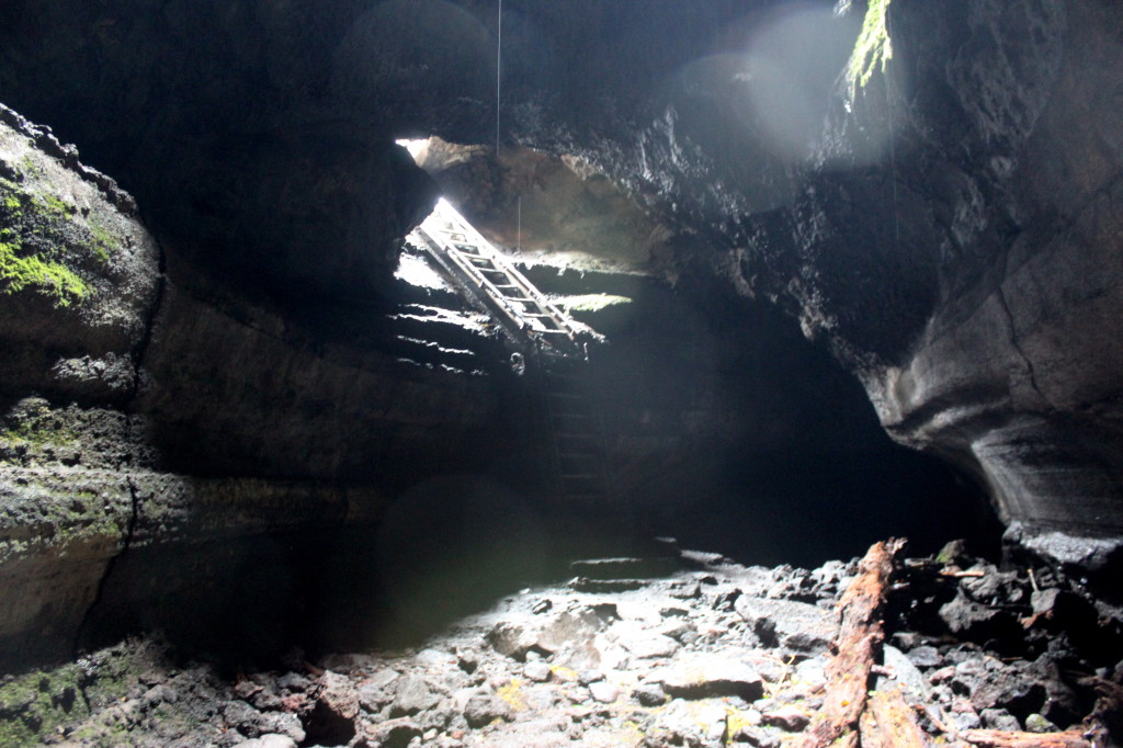 Ape Cave Exit