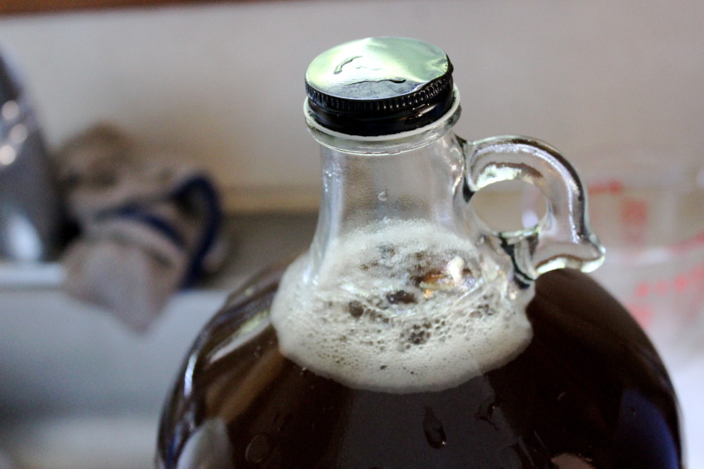 root beer jug