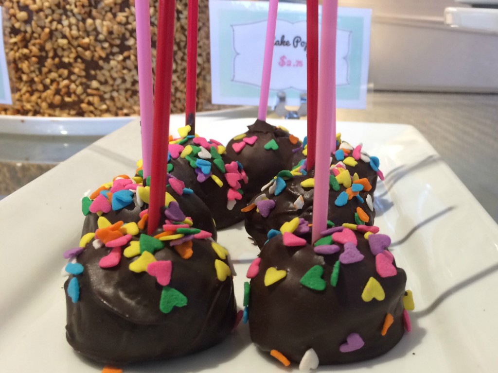 Petunia Cake Pops