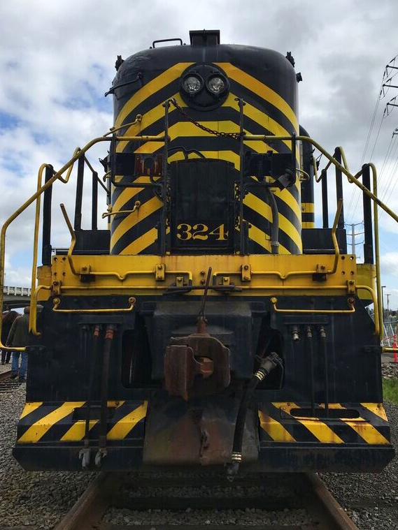 Oregon heritage rail yellow stripe