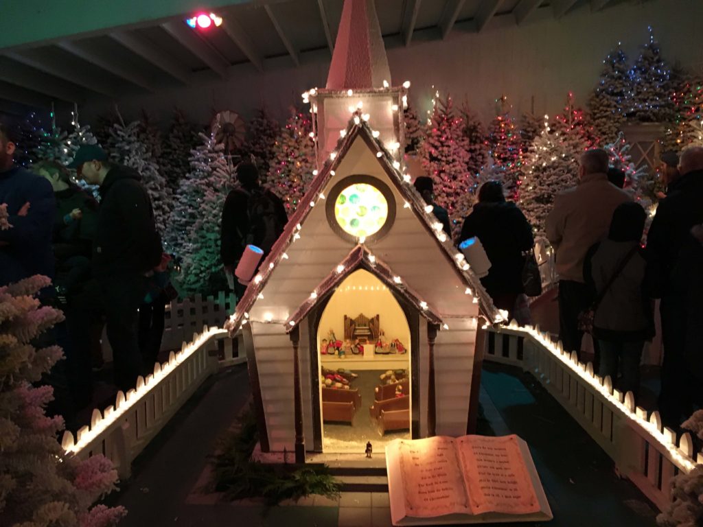 christmas-in-dairyville-church-storybook-lane